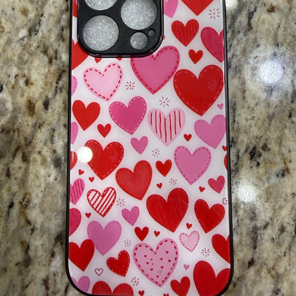 NEW Calanthe Heart Pattern iPhone 16 Pro Case - Red and Pink